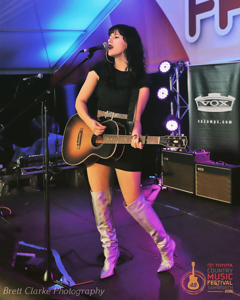 Hayley Marsten at Tamworth Country Music Festival 2020 (pic courtesy Brett Clarke Photography).